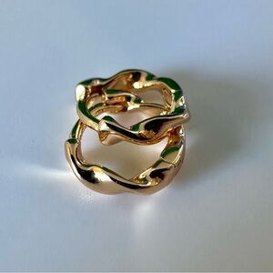 18K Gold Wavy Hoop Earrings – Small Modern Swirl Hoops Plated NWT